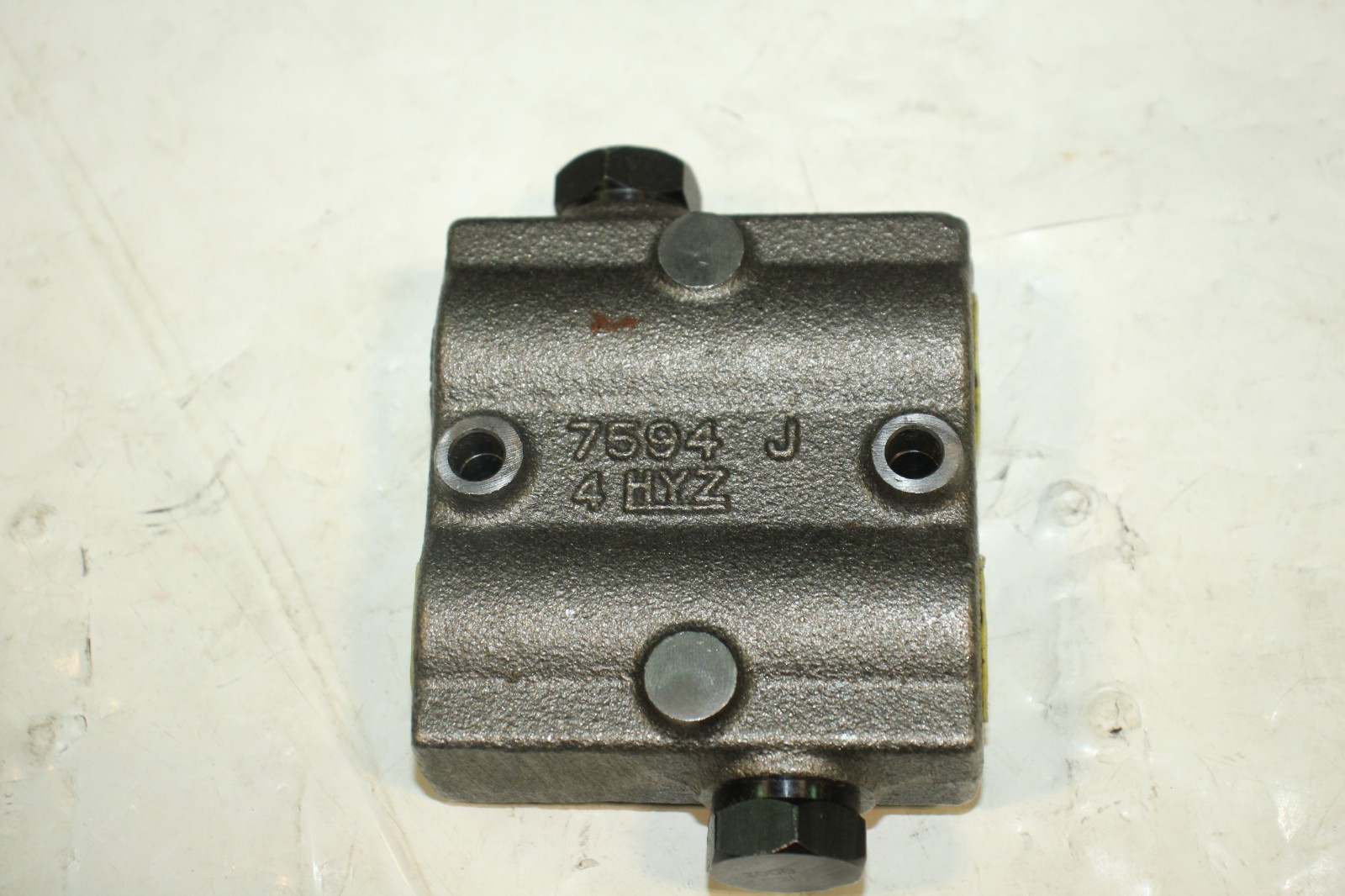 Parker Clark Forklift Valve Assy DXV-8-3000 2362629