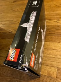 New - LEGO Architecture: Solomon R. Guggenheim Museum (21035) NEW Damaged Box