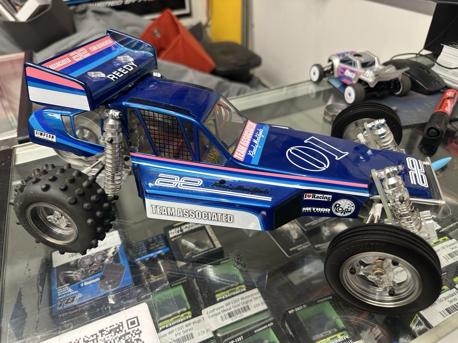 Team Associated RC10 1:10 2WD Electric Off-Road Buggy clear edition ARTR