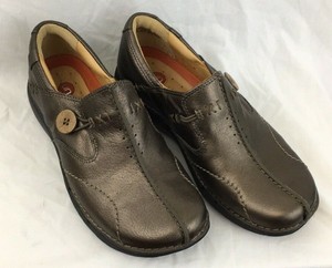 clarks women's un loop