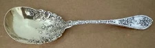 ART NOUVEAU STERLING DURGIN DAUPHIN 9” BERRY SERVING SPOON HEAVY OLD PIECE