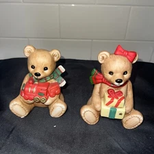 Homco  Xmas Bears Home Interiors porcelain bisque 5104. & 5560 Set  Of 2 Vintage