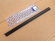 NEW GENUINE VOLVO V40 HATCHBACK REAR LEFT DOOR WEATHERSTRIP SEAL 12-19 31278547