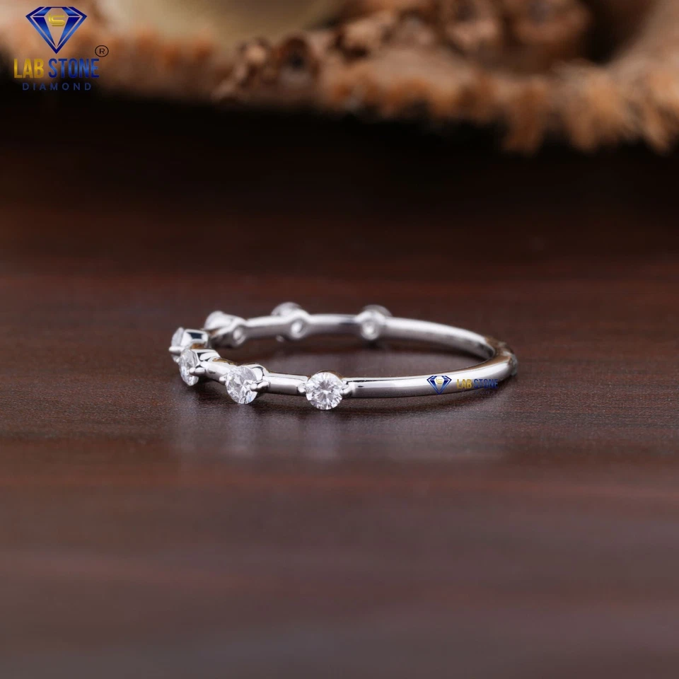 Anillo de platino diamante creado en laboratorio redondo 0,24 TDW color EF claridad VS Foto 3 de 4