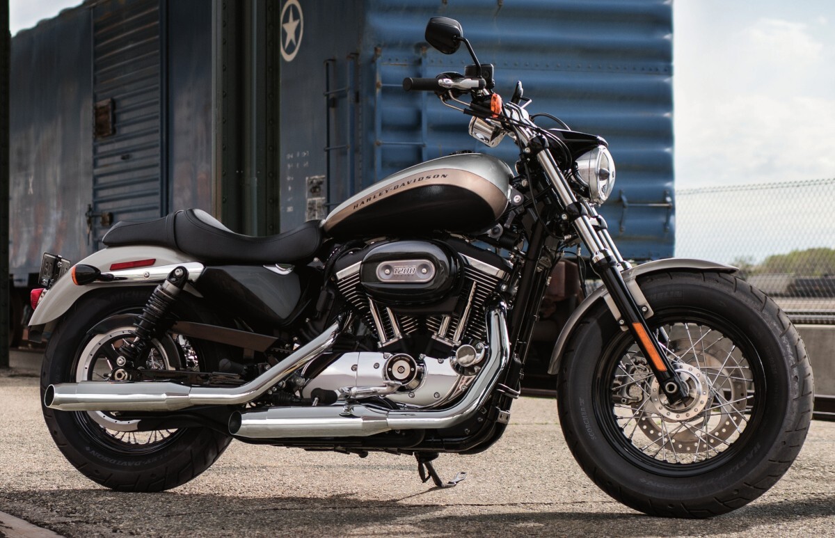 Touch Up Paint for Harley Davidson Vivid Black, paint code A27220B