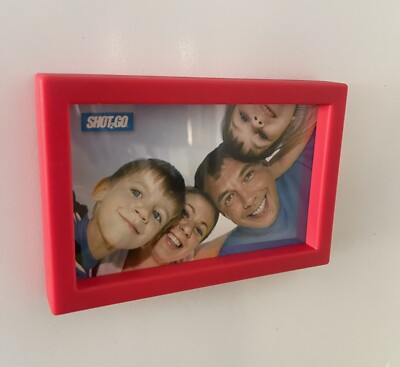 (inkl. individuellem Druck) Hochwertiger roter Magnetrahmen mit Wandhalterung (6x4'')