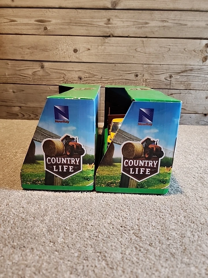 Set of (2) New Ray  Country Life truck farmer pigs corral 18 PCS TOTAL Chickens - Image 2 of 4