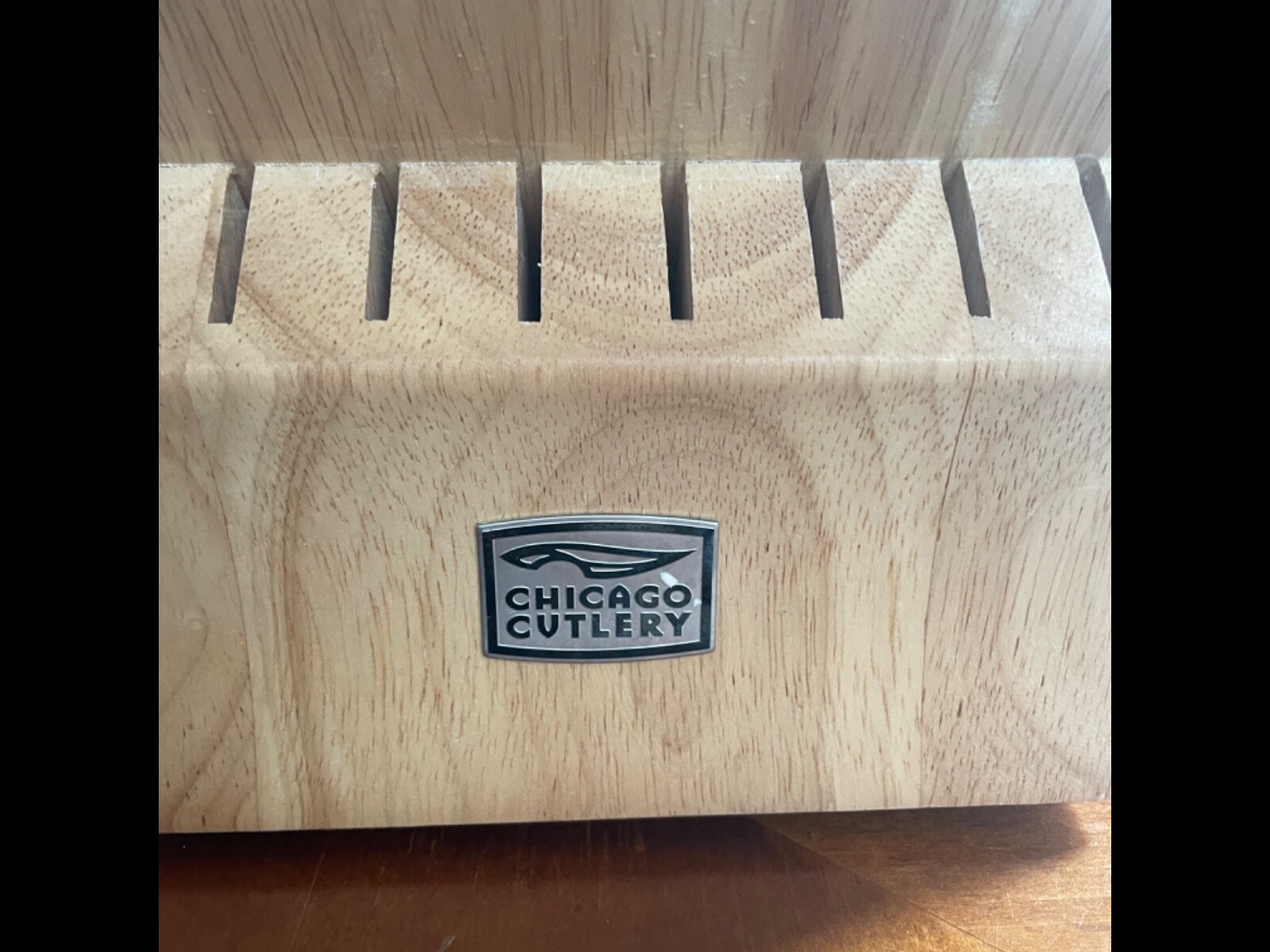 Chicago Cutlery knife block kitchen set 17 pc w/sharpener, Barely Used