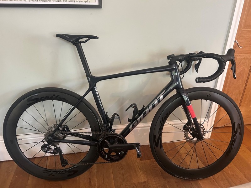 Giant TCR Advanced Pro 0 Disc-Di2 ML Blue Dragonfly Approved Used