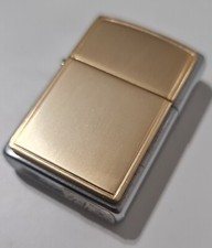 ZIPPO GOLD ANODIZED ALUMINUM - 01 - NEW - VERY RARE !!!