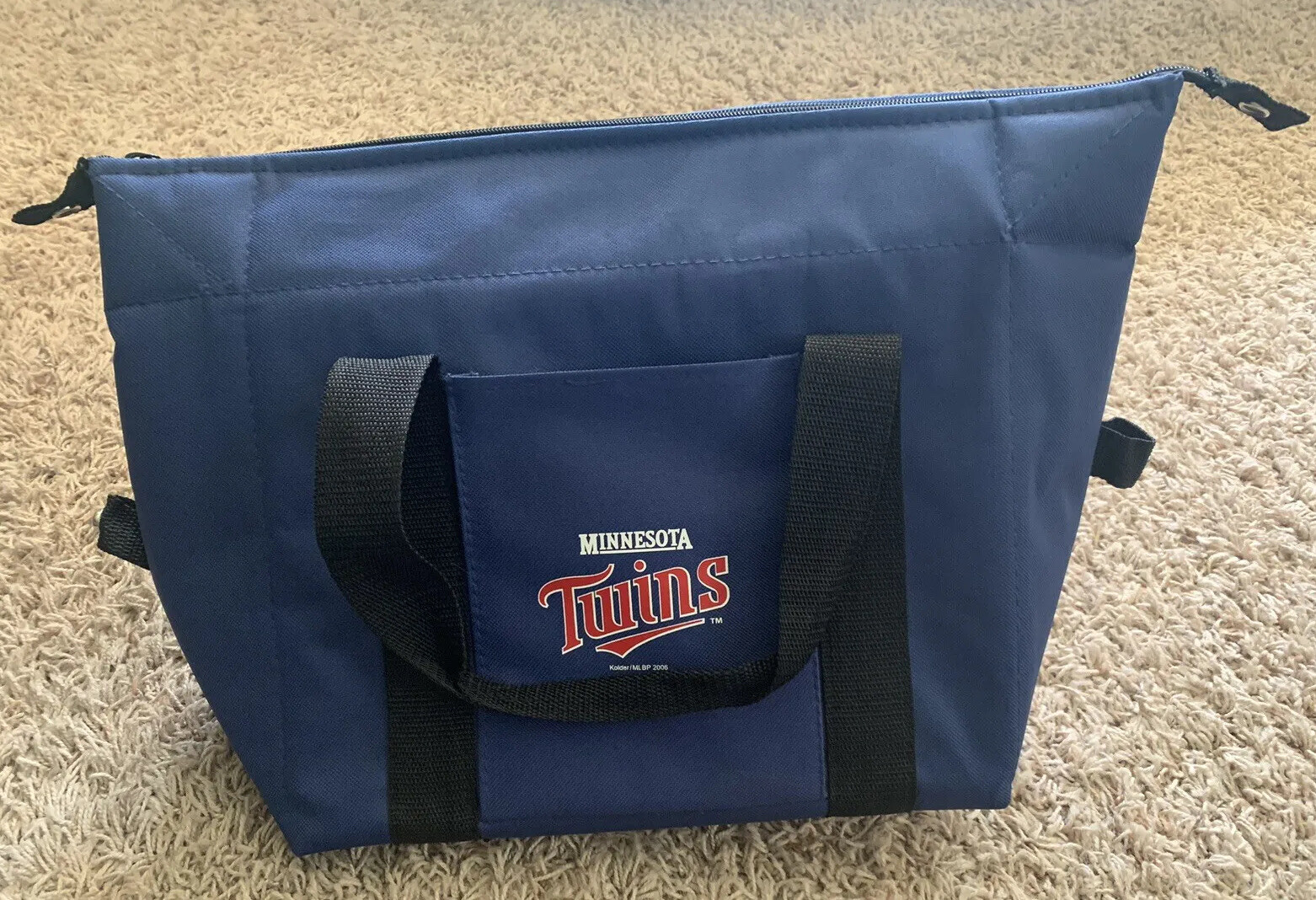 Bag, Zip, Kolder 2006, Approx 17&rdquo; X 12&rdquo; X 7&rdquo;