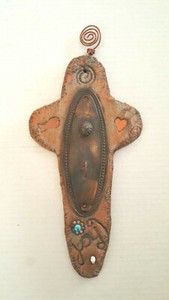 NATURE'S WISDOM WALL CRUCIFIX Stone & Metal Key Jesus Christ Christian Unique