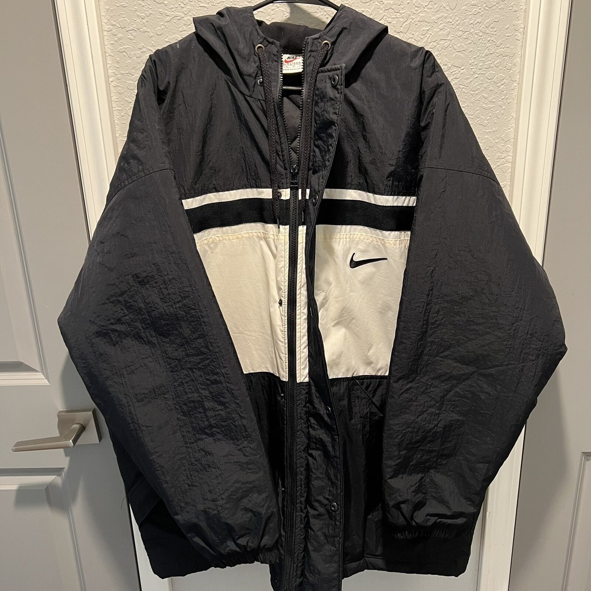 Vintage 90's Nike University Of Nevada Las Vegas Puffer Jacket