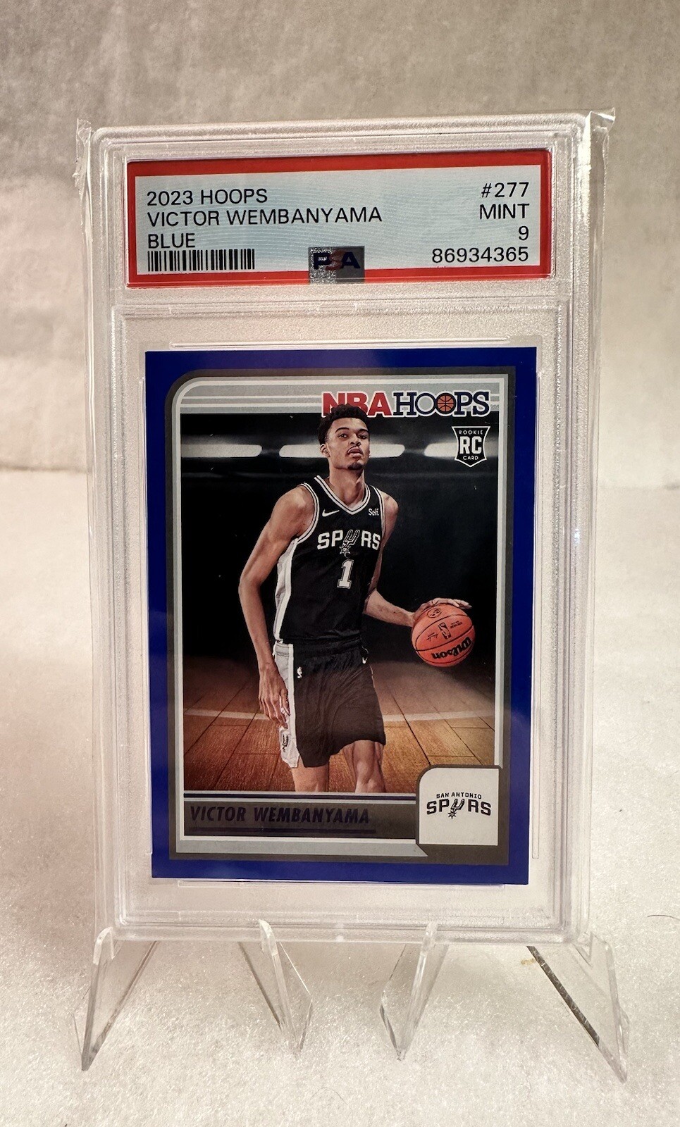 2023 Panini NBA Hoops Victor Wembanyama BLUE RC # 277 PSA 9 Mint Spurs ROY 🔥