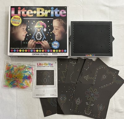 Basic Fun Lite-Brite Bigger Brighter Screen 255 Pieces Licensed By Hasbro