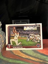 2025 Topps Series 1 Baseball #81 Minnesota Twins Say Cheese Picture Perfect Play