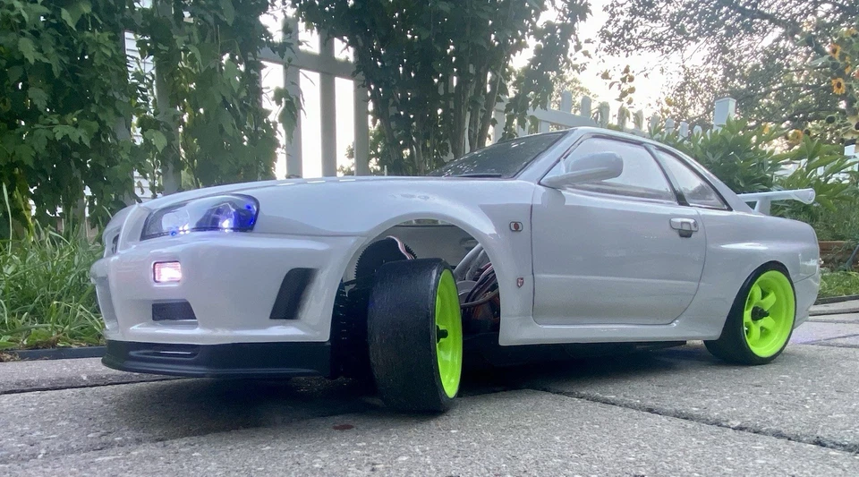 Redcat Thunder Drift 1/10 Scale Model Car Radio Control - Image 2 of 4