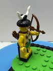 LEGO Pirates 1, Islanders: Male Warrior, BOW, QUIVER, pi070, 6278, ISLAND, 1994 — photo 2