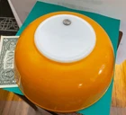 New ListingVintage PYREX 4 QT. #404 FRIENDSHIP Orange Mixing Bowl Largest of the Set