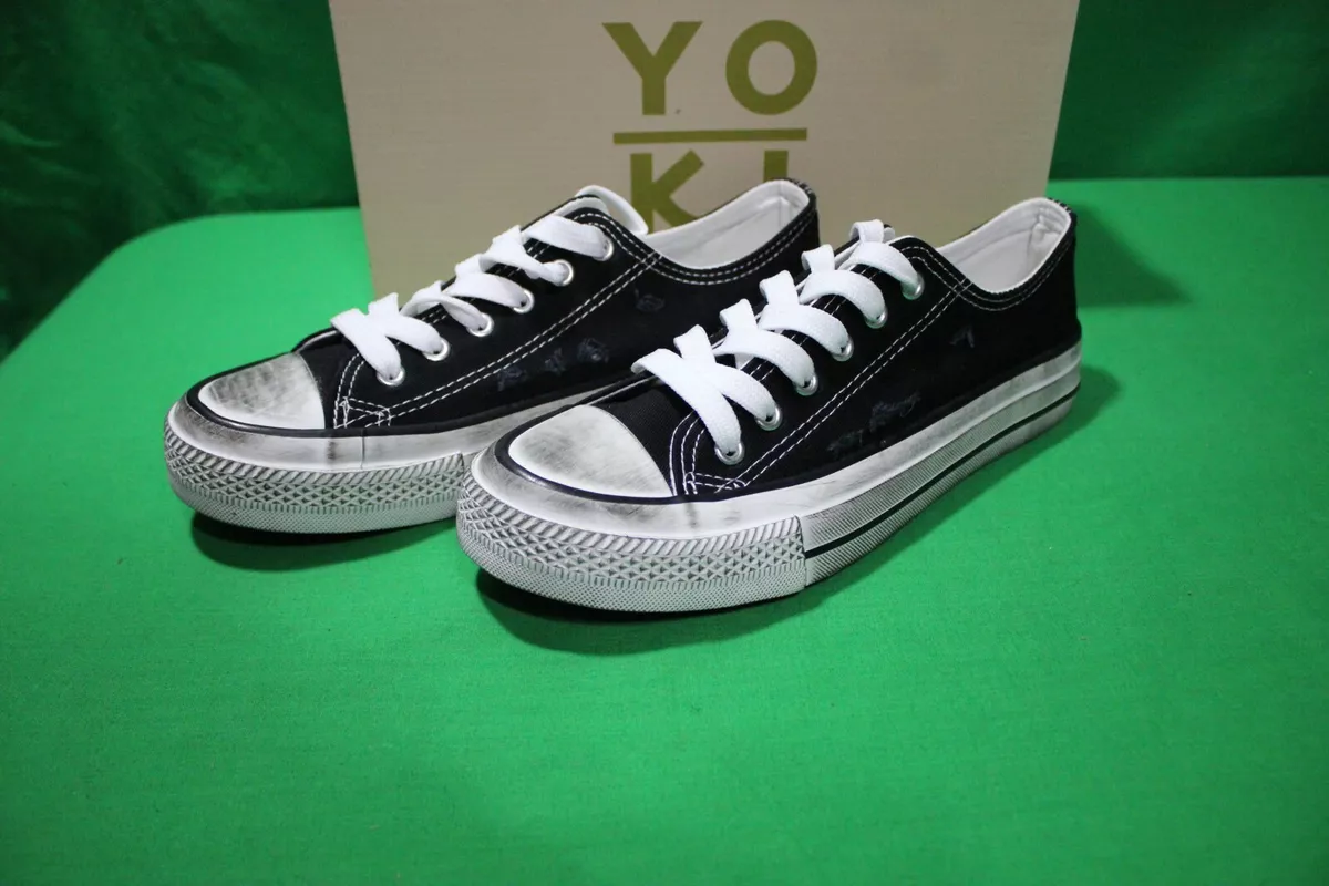YOKI WOMEN S SIZE 10 Bentley 55 tennis shoes Black NIB Distressed