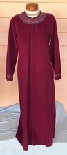 VANITY FAIR PLUSH ROBE Sz P Vintage Zip Front WINE Soft Cozy Easy Care 2 Pockets