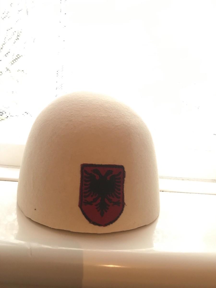 Cappello Tradizionale Albanese Qeleshe In Lana: Fatto A Mano, Con Aquila, Taglia Unica, Bianco