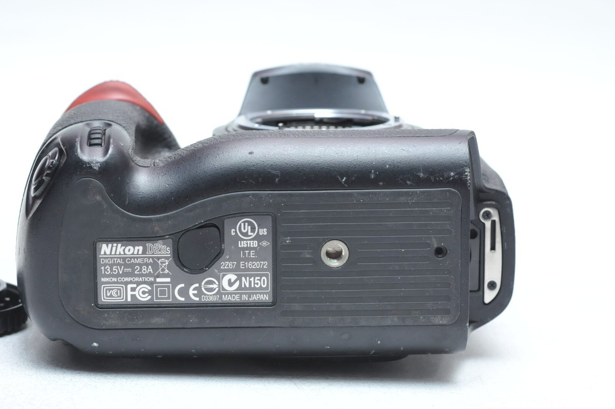 Nikon D2hs 4.1 Megapixel Digital SLR Camera Body AS IS PARTS