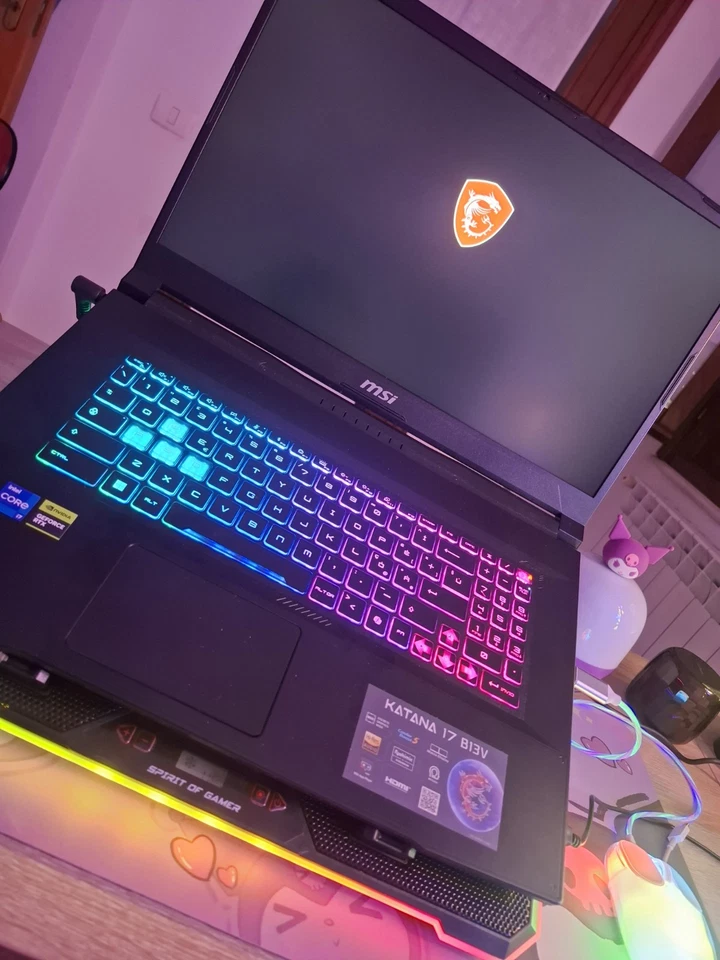 MSI Katana, 17,3 pollici. Nero.GeForce RTX4070/8GB. 1T SSD. DDR5 16GB. - Immagine 3 di 4