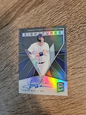2020 Panini Chronicles - Spectra Signatures Yoshi Tsutsugo #SS-YT