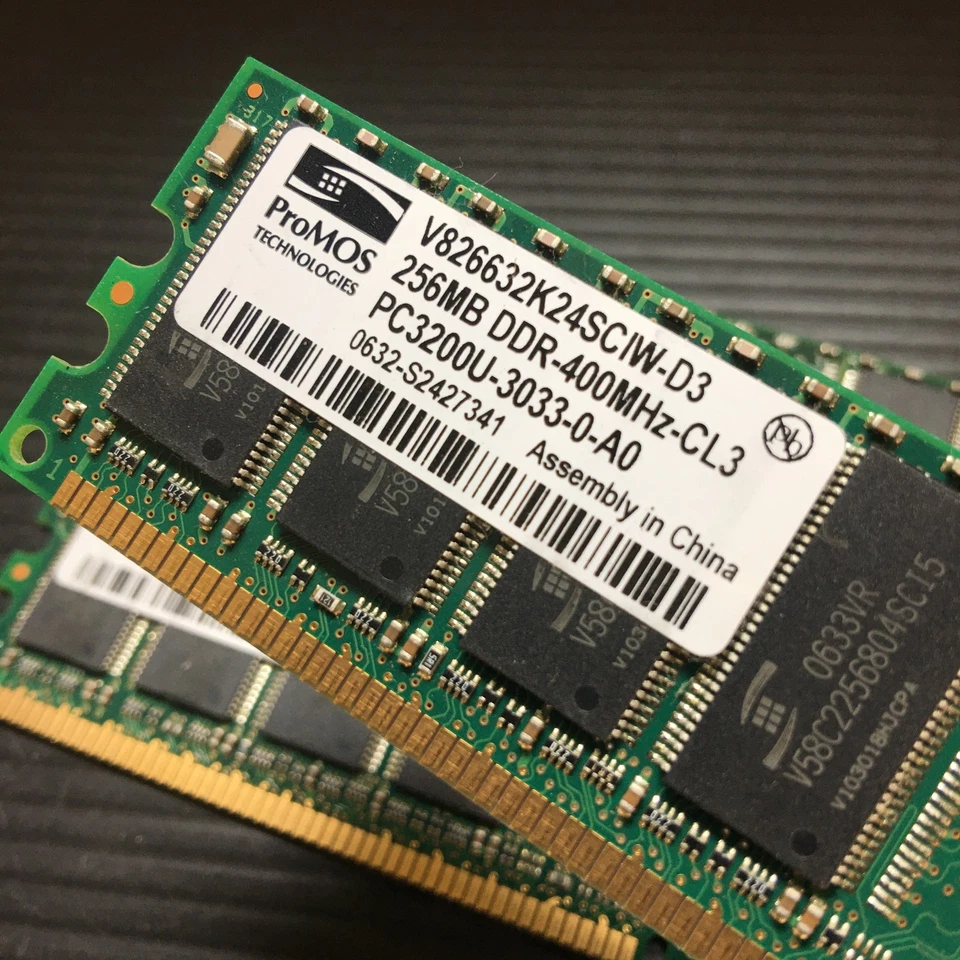 3PCS ProMOS V826632K24SCIW-D3 256MB DDR-400MHz-CL3 PC3200U-3033-0-A0 PC Memory - Image 2 of 4