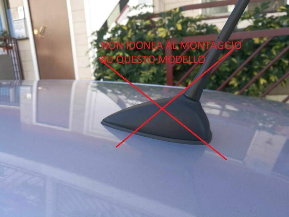 Vera Antenna Radio Pinna Squalo per LANCIA DELTA YPSILON MUSA Argento - Immagine 2 di 4