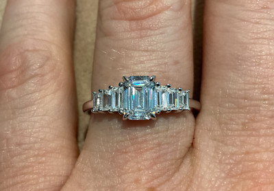 1,56 Karat Lab Created Diamant Baguette Verlobungsring Platiniert 925 K