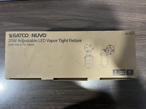 Satco/Nuvo 65-173 LED Adjustable Vapor Tight 20W, 2200L, 5000K Gray,100-277V NEW - Picture 2 of 3