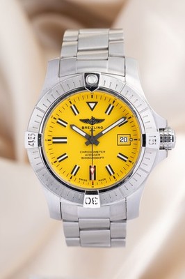 Breitling Avenger Seawolf 45mm Automatik Herrenuhr Gelb A17319 Box + Papiere