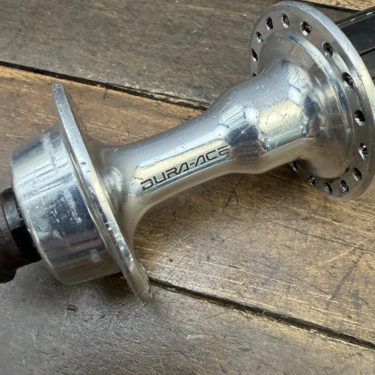 Vintage Shimano Dura-Ace UNIGLIDE Rear Hub 32H 130mm Integrated 8s