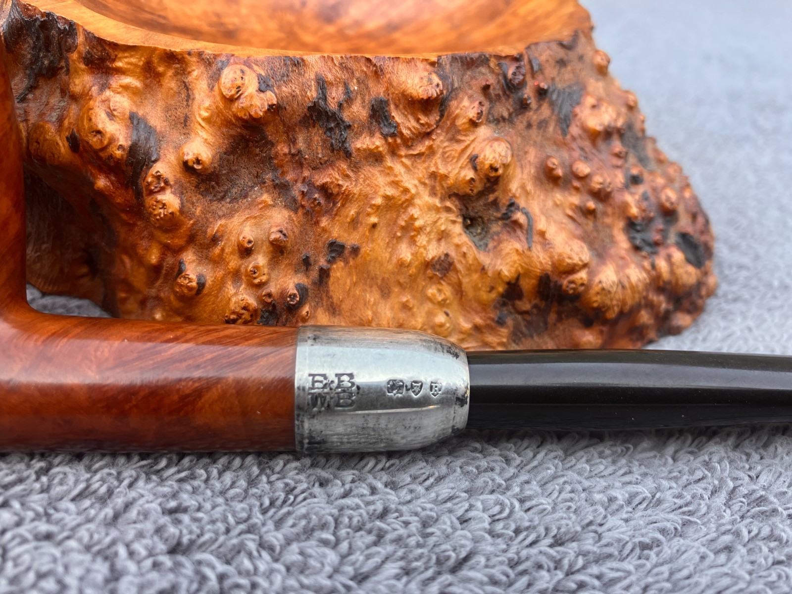 New pipe 1892 Barling. Silver. Army mount. Laxey collection.