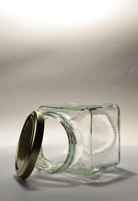 200 ML GLASMARMELADENGLAS & GOLDDECKEL... - ...QUADRATISCH....... - ....... MENGE 50-500