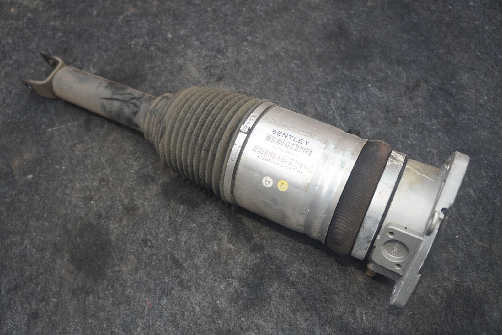 Rear Left Air Shock Absorber Strut 3W7616001D Bentley Continental GTC Speed 2016