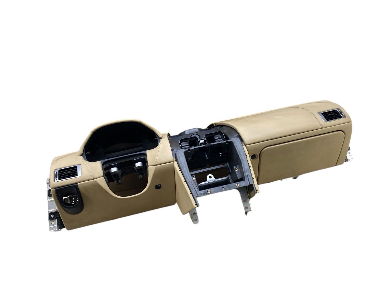 Aston Martin Vantage 2009 UPPER Dashboard