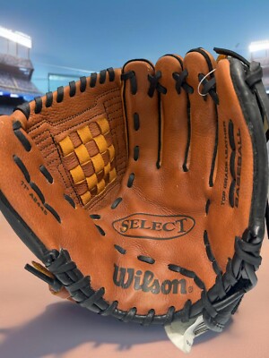 Wilson A2445 11'' Baseball Glove RHT Select Leather Dual Hinge Web Hook Loop Cuff