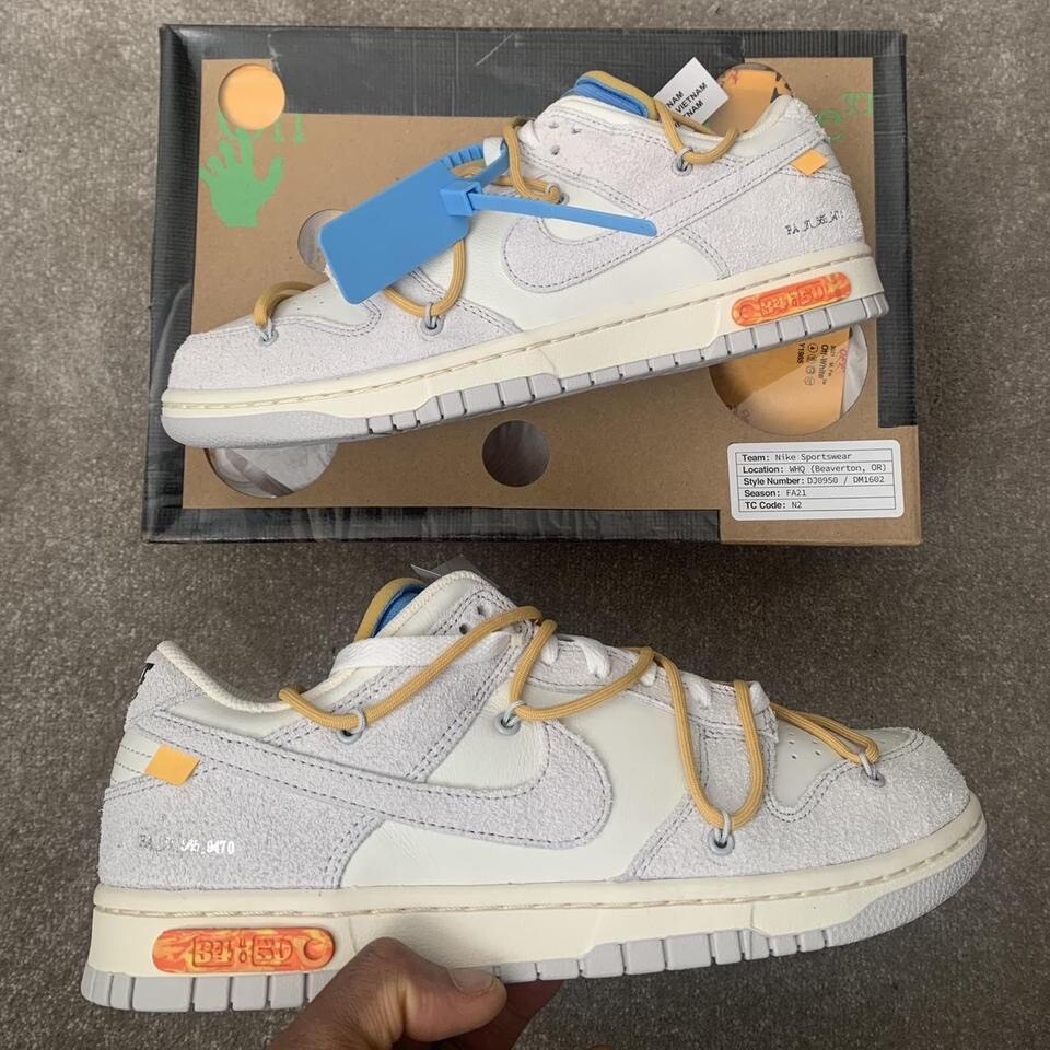 OFF WHITE X NIKE Taglia UK 8.5 Nike Dunk Low x Off White Lotto 34 di 50 2021