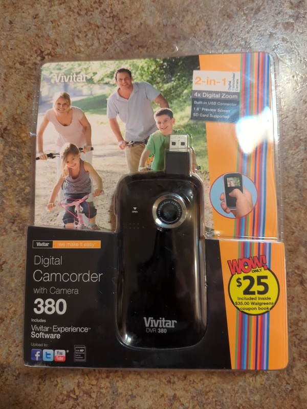 Vivitar DVR 380 Digital Camcorder with Camera USB 4x Digital Zoom NIP BRAND NEW!
