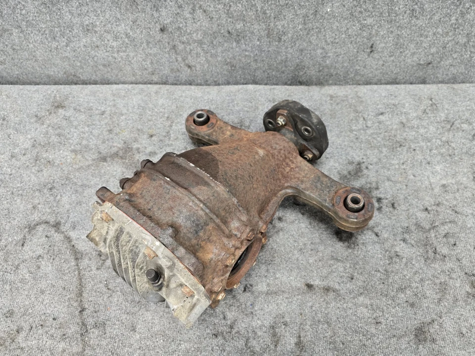 LEXUS 97-00 SC300 SC400 OEM REAR AXLE DIFFERENTIAL CARRIER 4.272 RATIO ASSEMBLY - Image 2 of 4