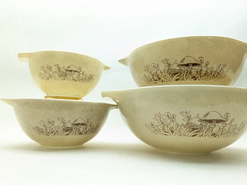 Vintage PYREX Forest Fancies Mushroom #441-444 Cinderella Nesting Mixing Bowl...
