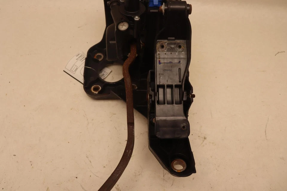 Pedal de freio de estacionamento Ford Flex Park 2013-2019 com suporte OEM - Imagem 3 de 4