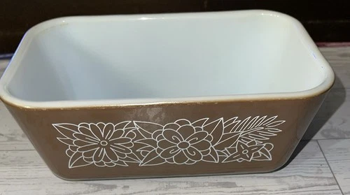 Vintage 1970s Pyrex Woodland Brown Flower 502 B Refrigerator Dish