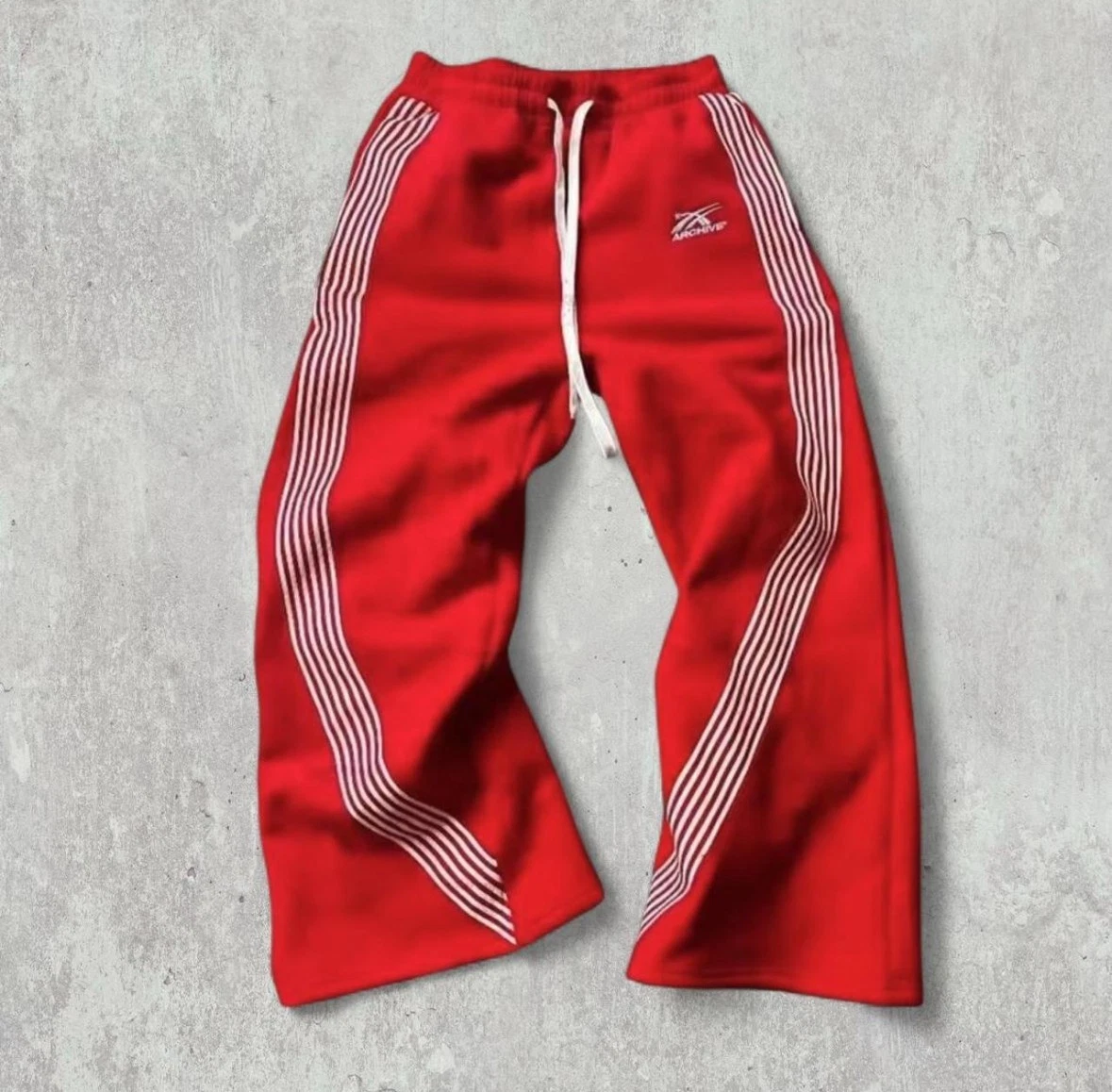 Y2K Baggy Red Joggers Pants with white stripes streetwear S