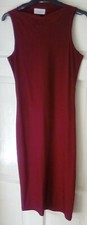 Woman's Knee Length Wine Red Fitted Evening Dress - Size 10