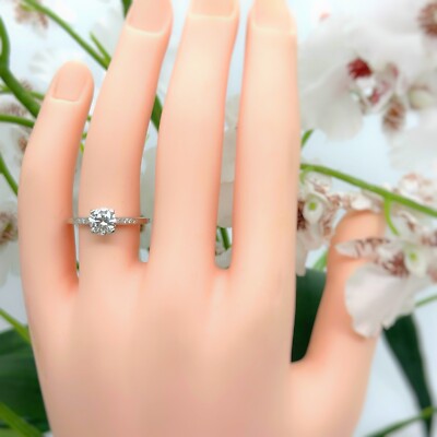Round Brilliant 0.90cts Hearts & Arrows Diamond set in Tacori Engagement Ring