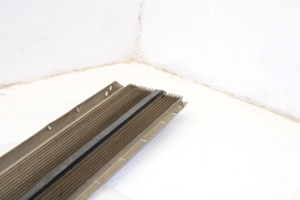 Intercambiador de calor derecho Ski-doo Grand Touring 500 1996 fabricante original 517280600 SS111 Foto 4 de 4